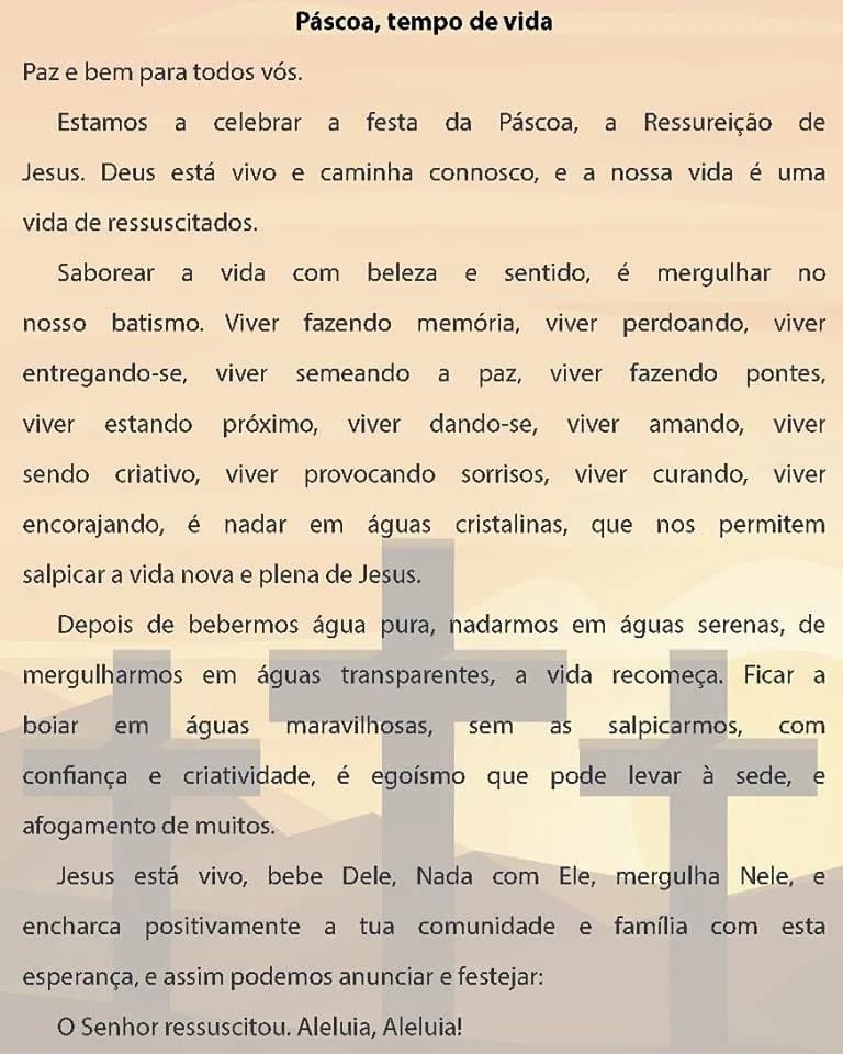 Padre Hugo Martins a celebrar a alegria da Ressurreição de Jesus durante a Eucaristia de Páscoa.
